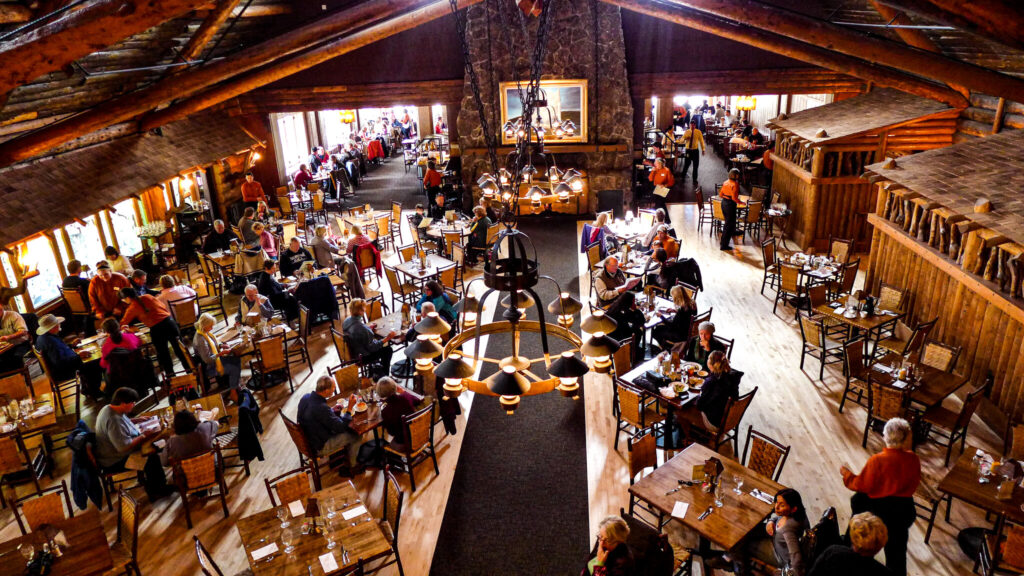 Old Faithful Inn Restaurant Review