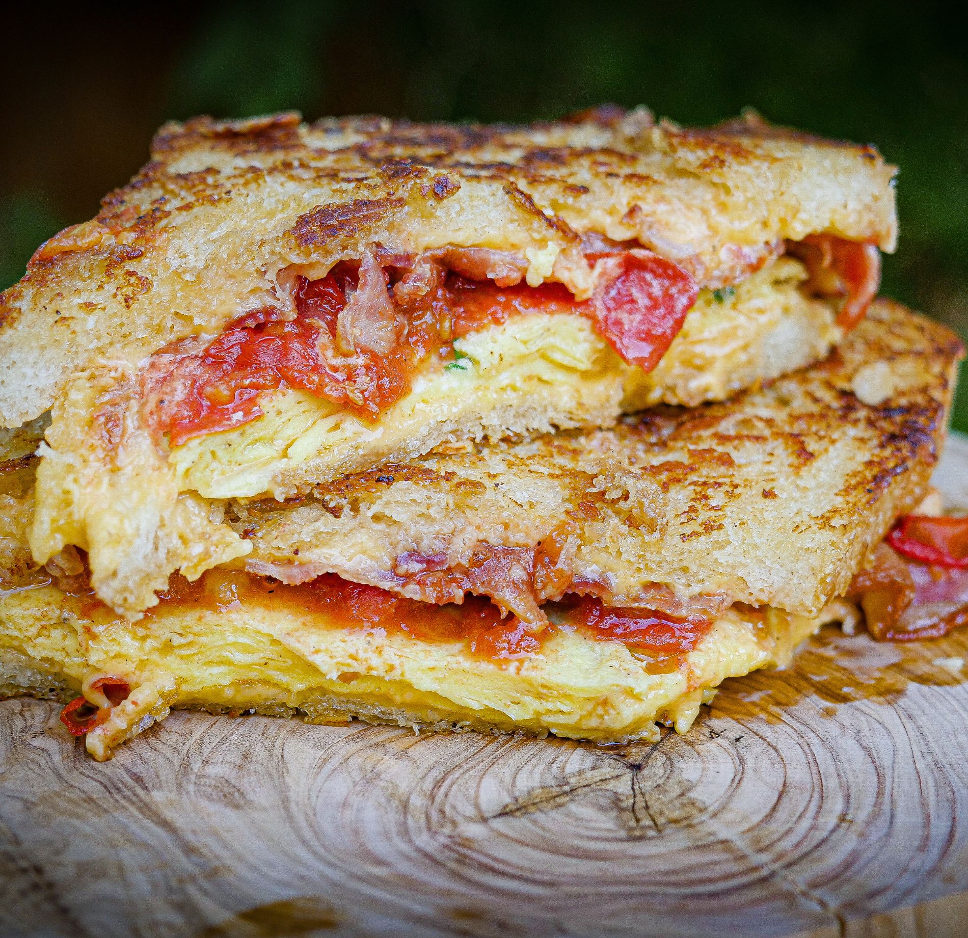 https://cookingsessions.com/wp-content/uploads/2022/08/Grilled-Breakfast-Sandwich-Recipe.jpg